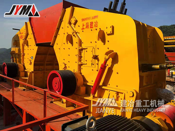 砂石破碎設(shè)備 反擊式破碎機